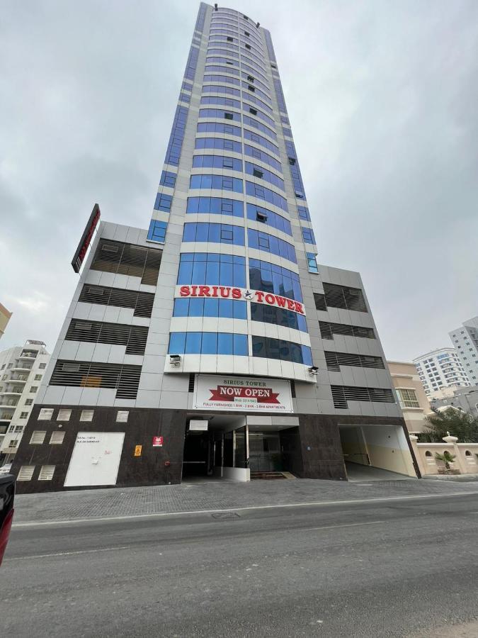 Sirius Tower Aparthotel Manama Exteriör bild