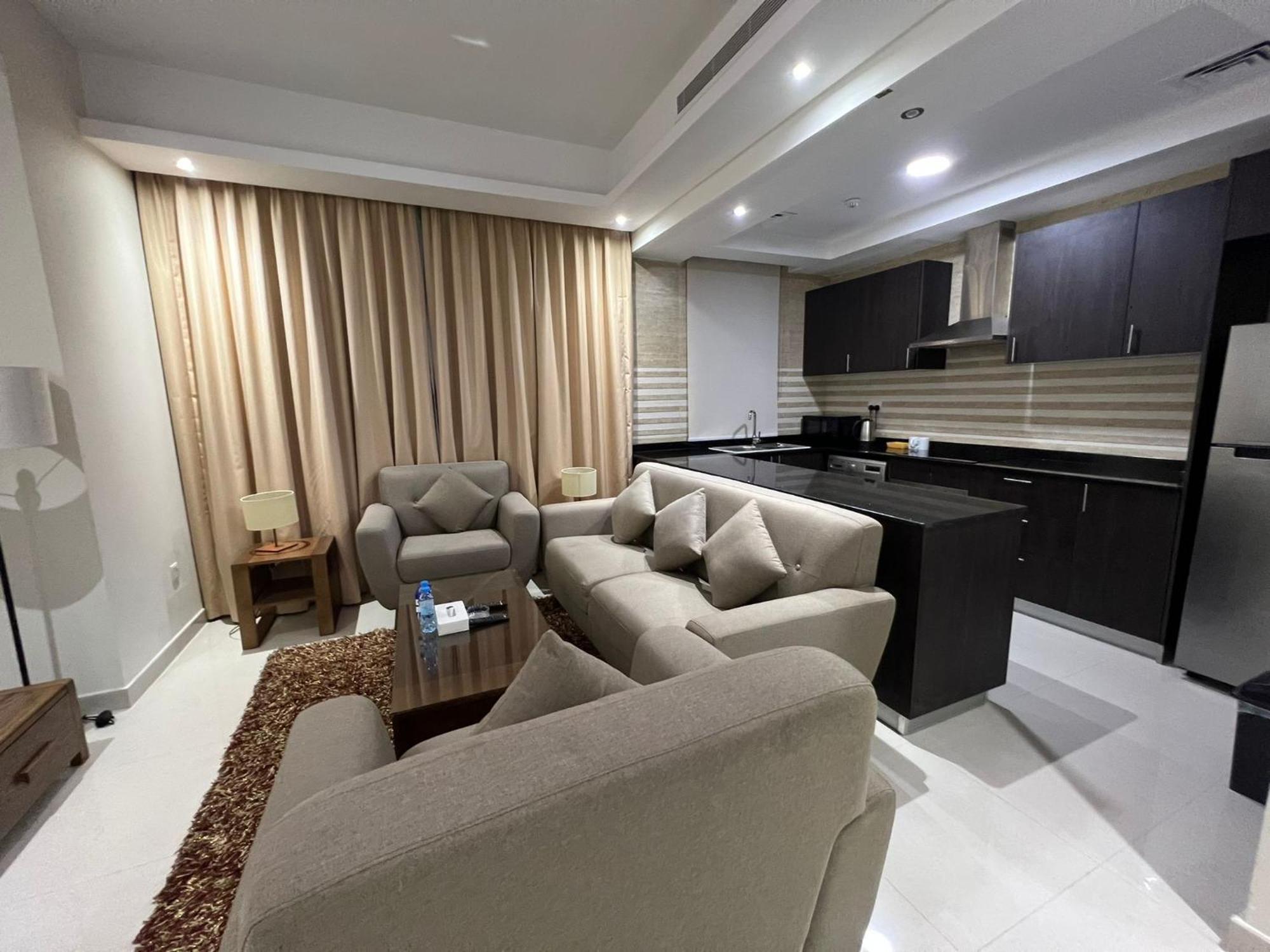 Sirius Tower Aparthotel Manama Exteriör bild